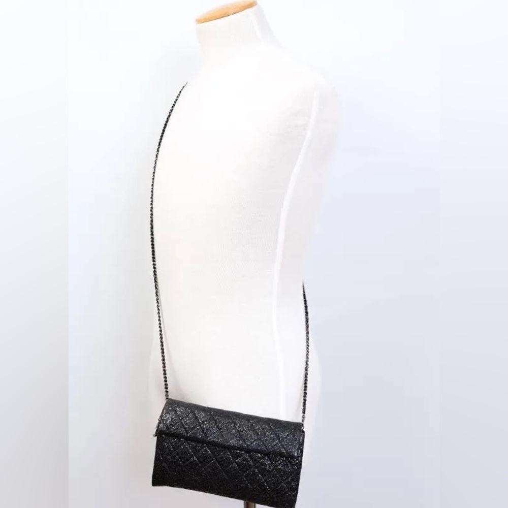 Chanel Vintage metallic Black Quilted crossbody bag - Picture 9 of 9